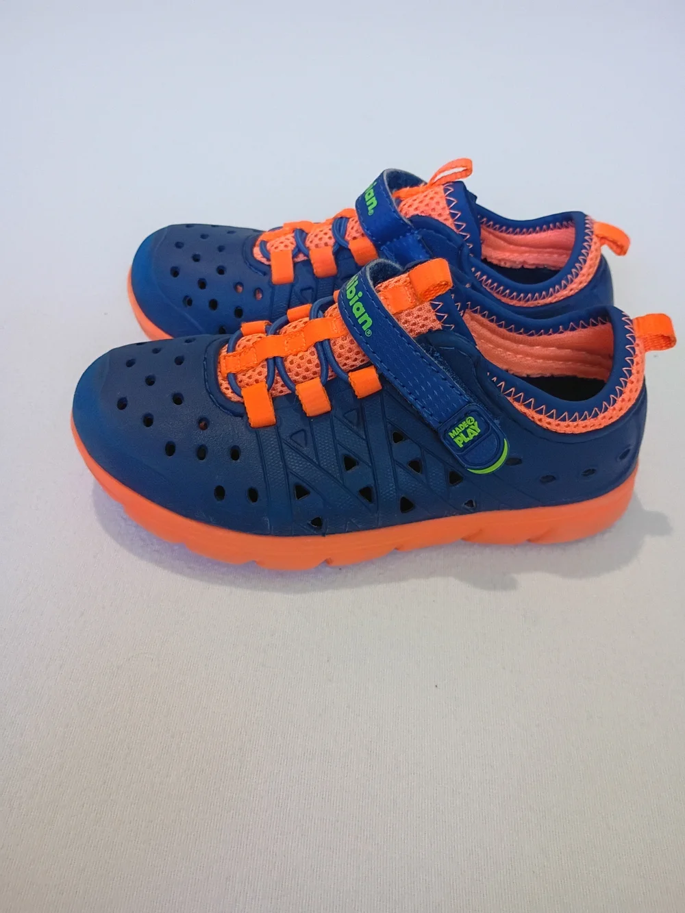 Phibian Kids' Blue and Orange Water Shoes Size 11 Outdoor Beach Pool